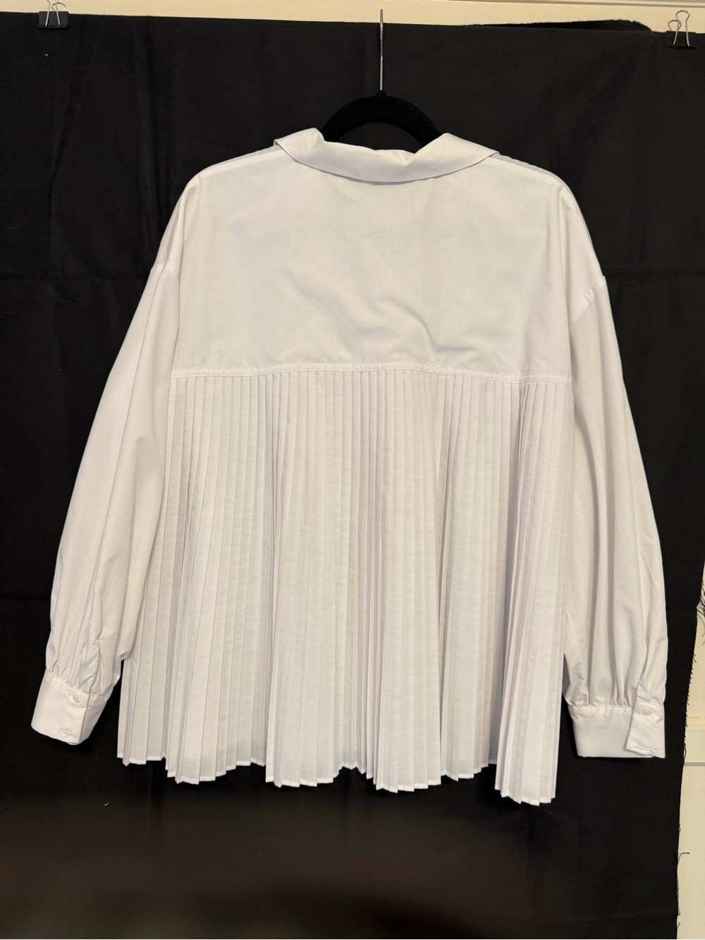 Zara White Pleated-Back Button Down Shirt